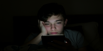 Por que seu filho de 12 anos tem ansiedade de adulto